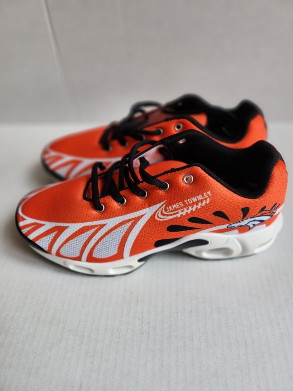 Men's Denver Broncos "James‎ Townley" Custom Performance Sneakers  Size 11 NWOT - Picture 4 of 13